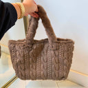 GUESS ILDE FAUX FUR BAG W6BZ14W4361 - A12M BROWN