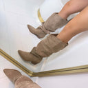 BEAU LAARS DES8569 - KHAKI/SUE