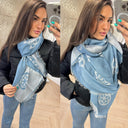 GUESS 2 SIDES LOGO SCARF AW5273VIS03