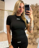 UNIQUE THE LABEL NENA SHORT SLEEVE TOP SCHWARZ