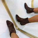 SUEDINE STUDS BOOT DES8070