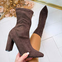 SUEDINE SOFT HEEL MVP314