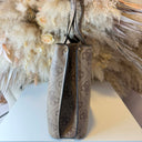 GUESS MERIDIAN LARGE GIRLFRIEND BAG OS697423 - LATTE LOGO