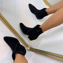 NEW STUDS BOOT DES8011