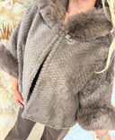 LIU JO FAKE FUR CLOACK/PONCHO 2F6051/T0300 - T.MORO