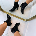 OLIVIA HAKLAARSJE DES658