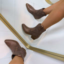 STUDDIE COWBOY BOOTIE DES8001