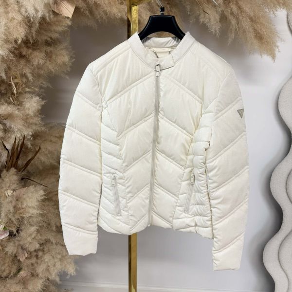 **LAATSTE MAAT M** GUESS SHINE LOGO JACKET W5RL00WGV30 OFFWHITE