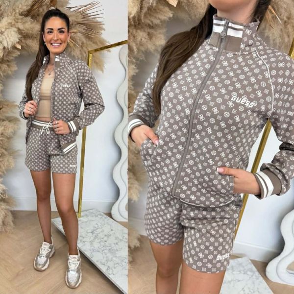 **LAATSTE MAAT S** GUESS LOGO SHORT V5YD06KB212 P8HI