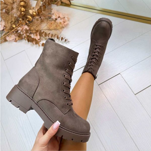 *SALE* YARA VETERBOOT F57 TAUPE