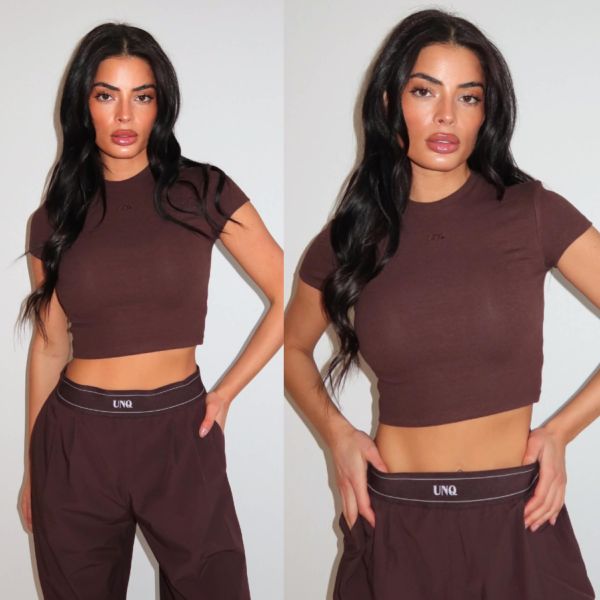 UNIQUE THE LABEL GILL CROPPED TEE CACAO