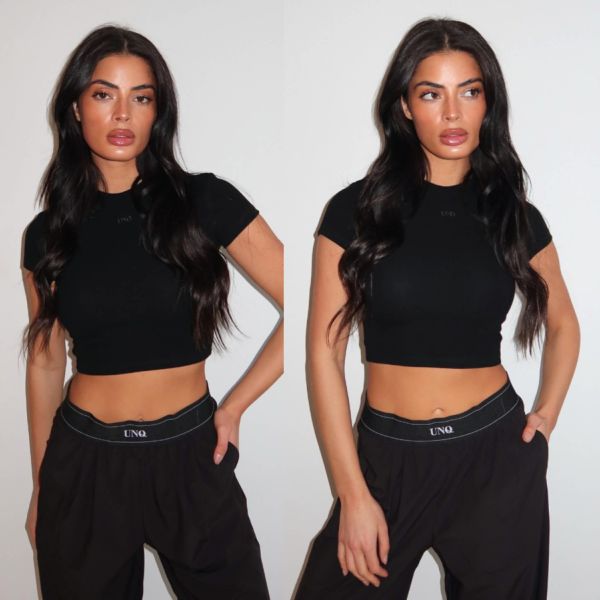 UNIQUE THE LABEL GILL CROPPED TEE DEEP BLACK