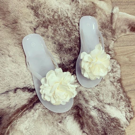 FLOWER FITFLOP WHITE FC8001 *WEB ONLY* 