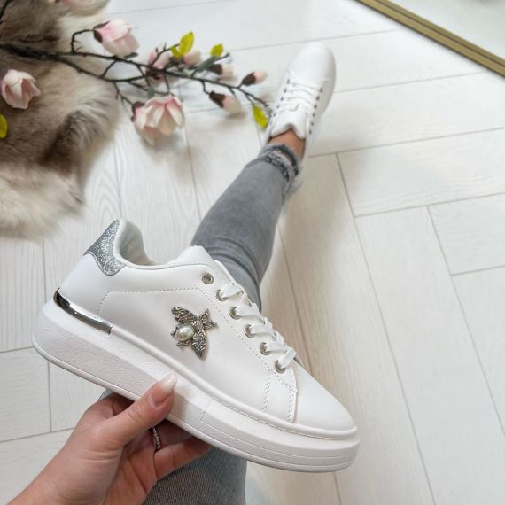 BEE SNEAKER WHITE/SILVER 8593 *WEB ONLY* 