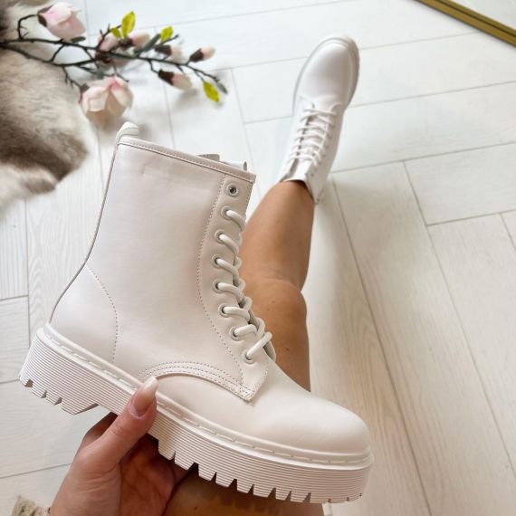 MARTY BOOT BASIC A-506 WHITE *WEB ONLY*