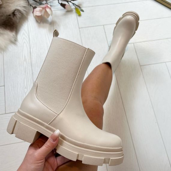 LEATHER LOOK PRIDA BOOT D33 BEIGE/PU *WEB ONLY* 