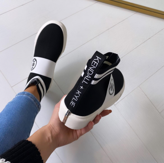 KENDALL + KYLIE SOFT BRIELLE SNEAKER BLACK *WEB ONLY*