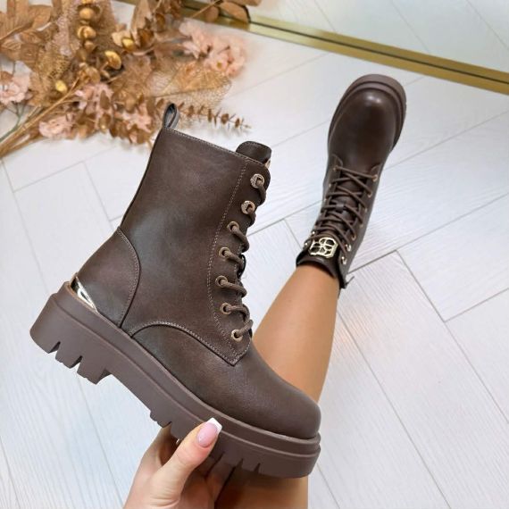 FANNY DETAIL BOOT XJ-952 BROWN