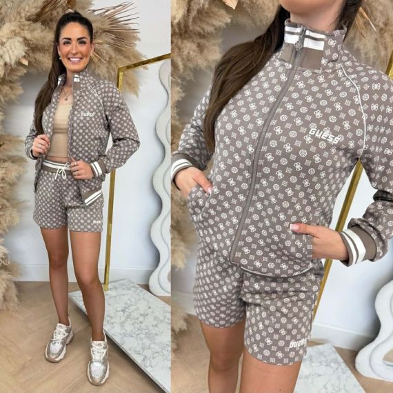 **LAATSTE MAAT S** GUESS LOGO SHORT V5YD06KB212 P8HI