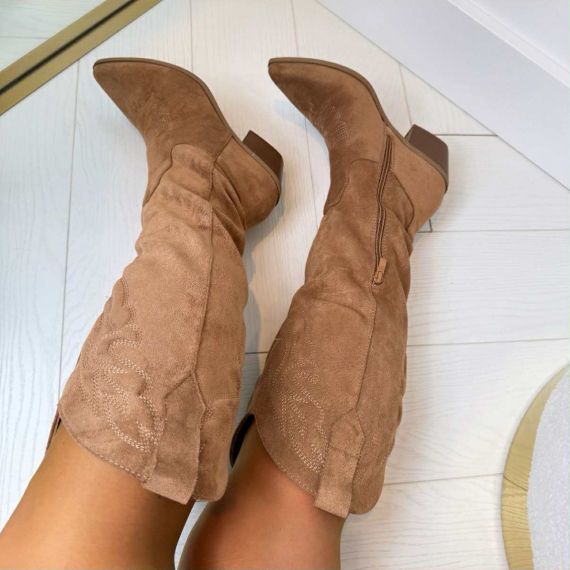 CELINE SUEDINE LAARS 7678A-1*** CAMEL