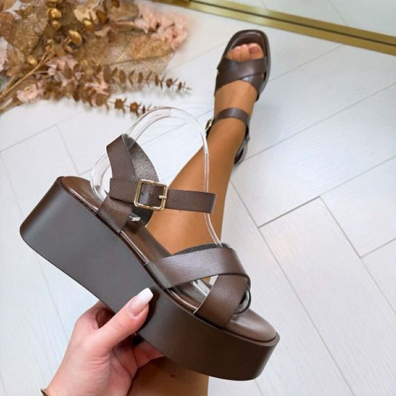 SARAH PLATEAU SANDAAL OM6615 COFFEE