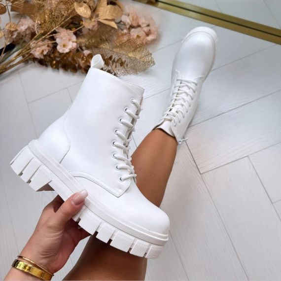 **ACTIE** LEATHER LOOK VETERBOOT DES901P WHITE/P *WEB ONLY*