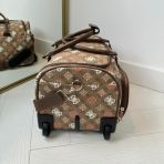 GUESS WHEELED DUFFLE B9315935 LATTE LOGO MULTI