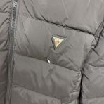 **DEFECT** MAAT L ** GUESS PUFFERJACKET V4YL05WF3X0 BLACK