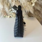 GUESS EVERLEE TOP ZIP SHOULDER BAG EG867918 BLACK