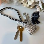 STEVE MADDEN D-BEARY KEY/BAGCHAIN BLACK