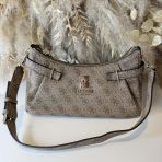 GUESS CLASSY LOGO BAG SG783318 LATTELOGO