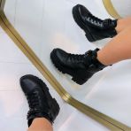 GUESS LOGO BOOT FLTSOMELE10 BLACK